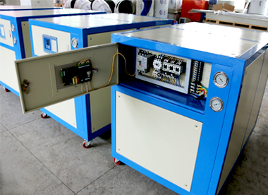 風(fēng)冷式電鍍冷水機