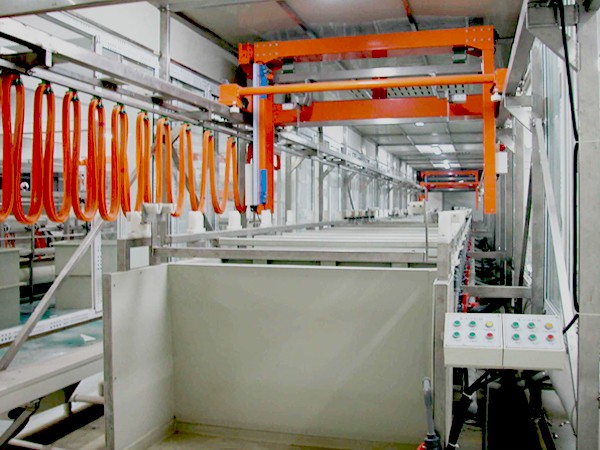 龍門式電鍍化學(xué)鎳生產(chǎn)線 龍門式電鍍化學(xué)鎳生產(chǎn)線